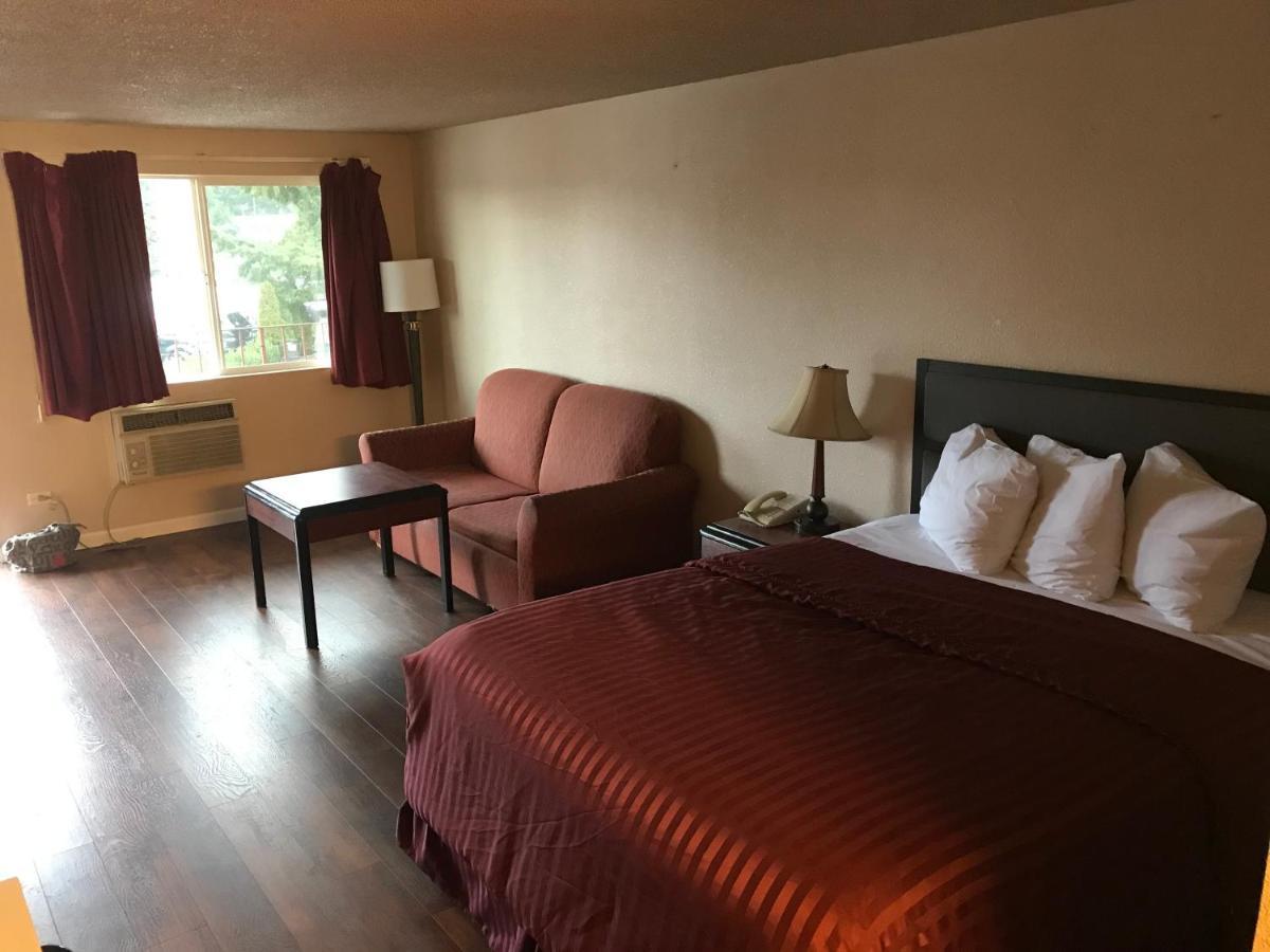 Smokey Point Motor Inn Arlington Bagian luar foto