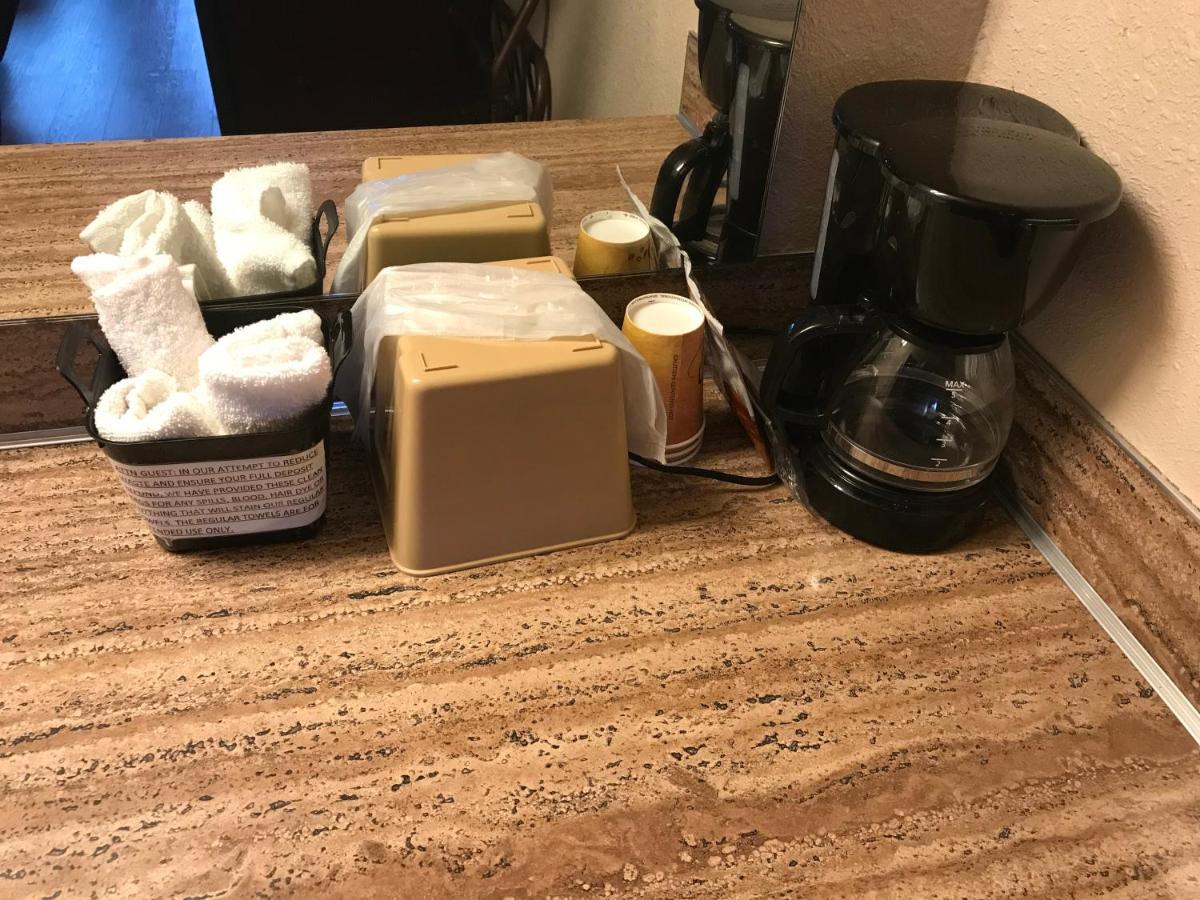 Smokey Point Motor Inn Arlington Bagian luar foto