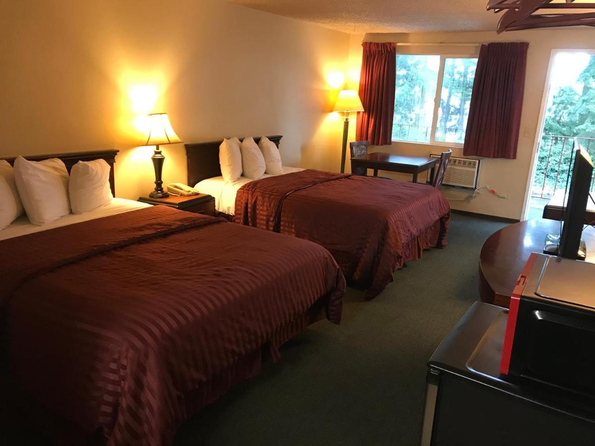 Smokey Point Motor Inn Arlington Bagian luar foto