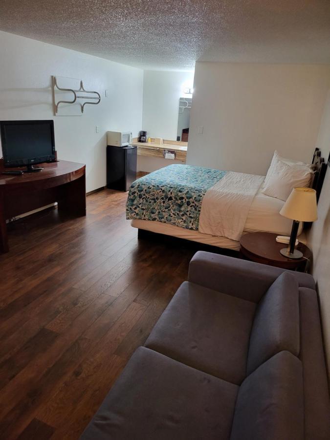 Smokey Point Motor Inn Arlington Bagian luar foto